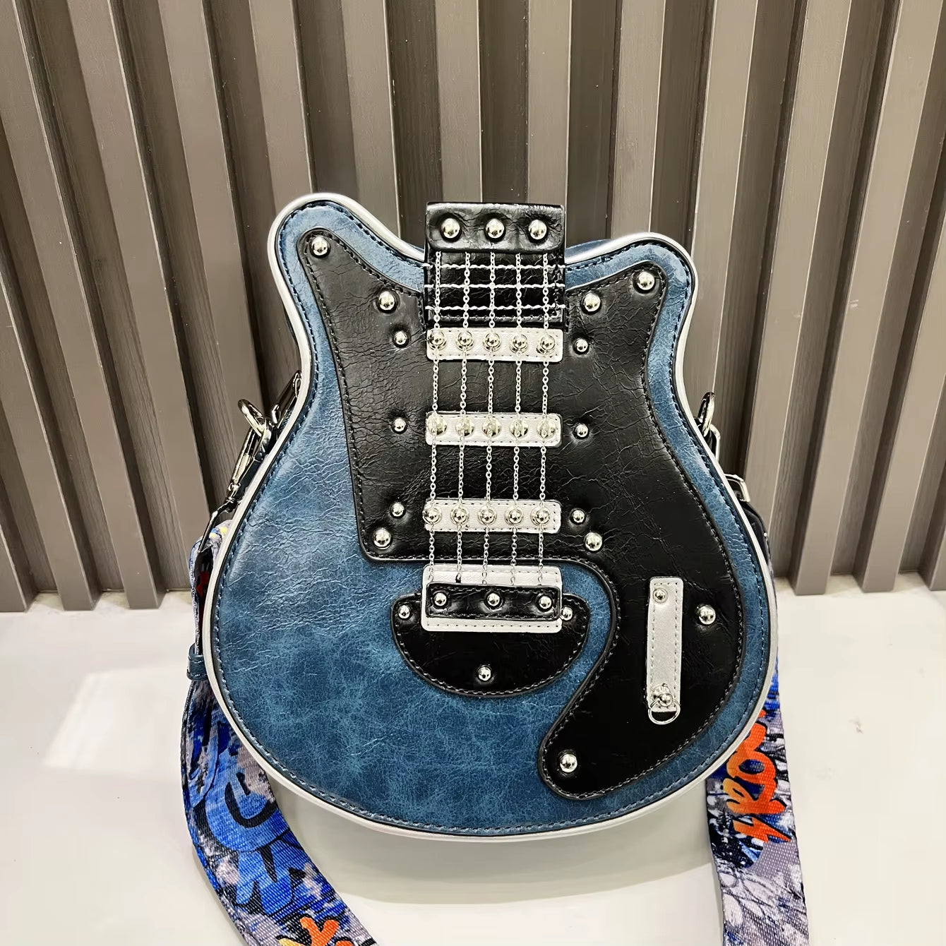 Guitar Style Leather Purse